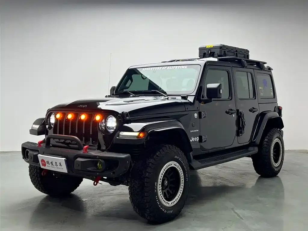 Jeep Wrangler — фото 1