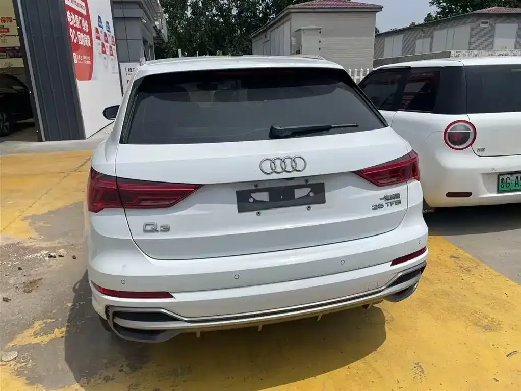 Audi Q3 — фото 10