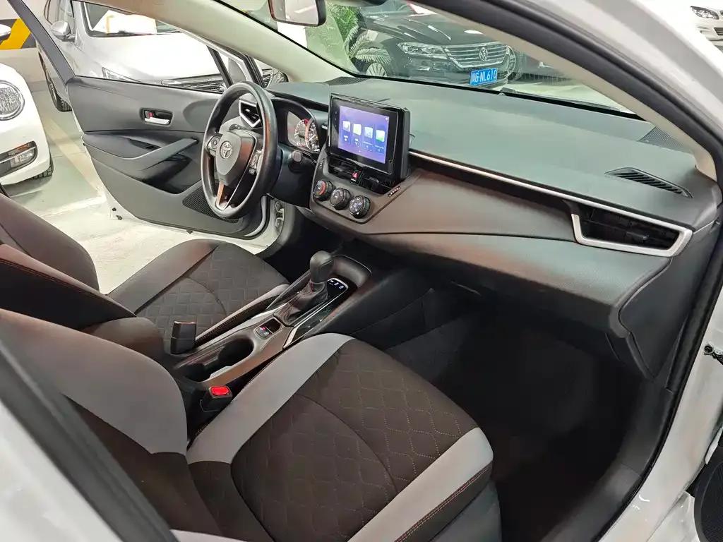 Toyota Corolla 2024 из CN, фото 7
