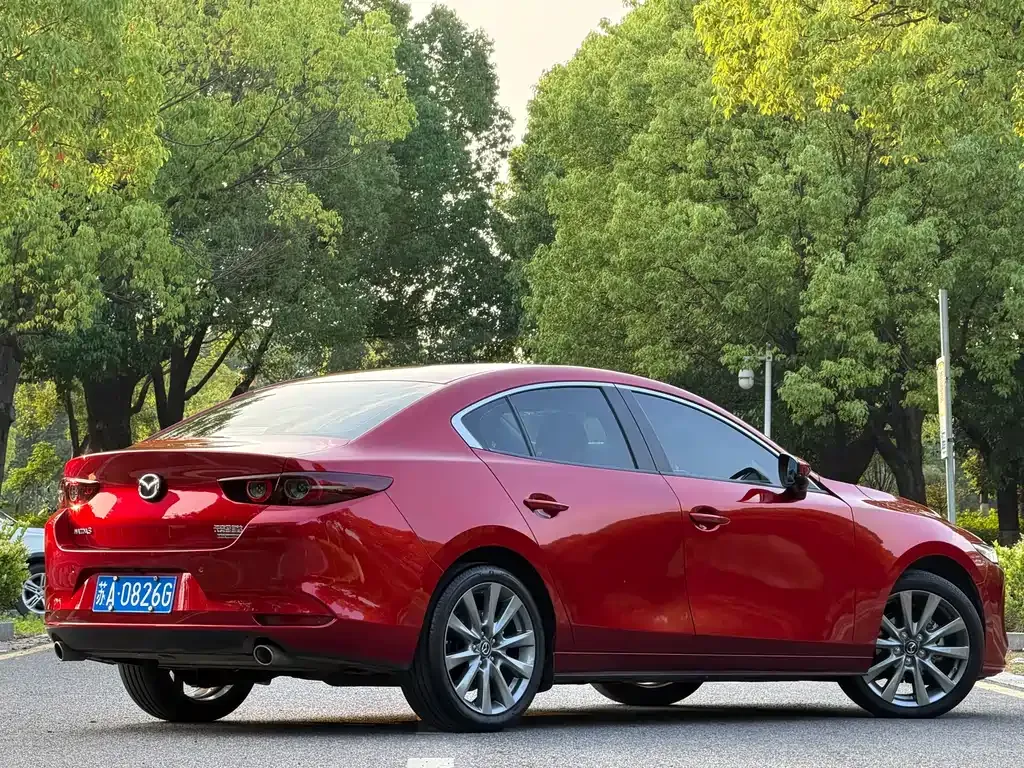 Mazda 3 Axela — фото 7