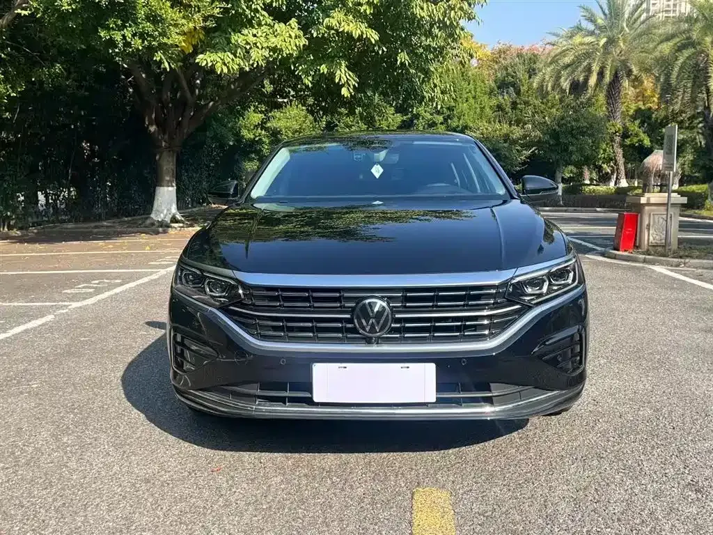 Volkswagen Passat — фото 5