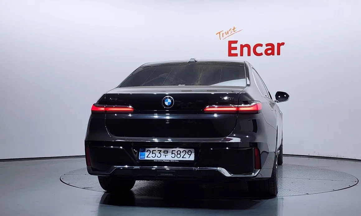 BMW 7-Series 2025 из KR, фото 9