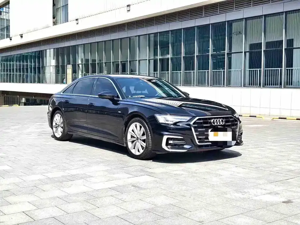 Audi A6L — фото 9