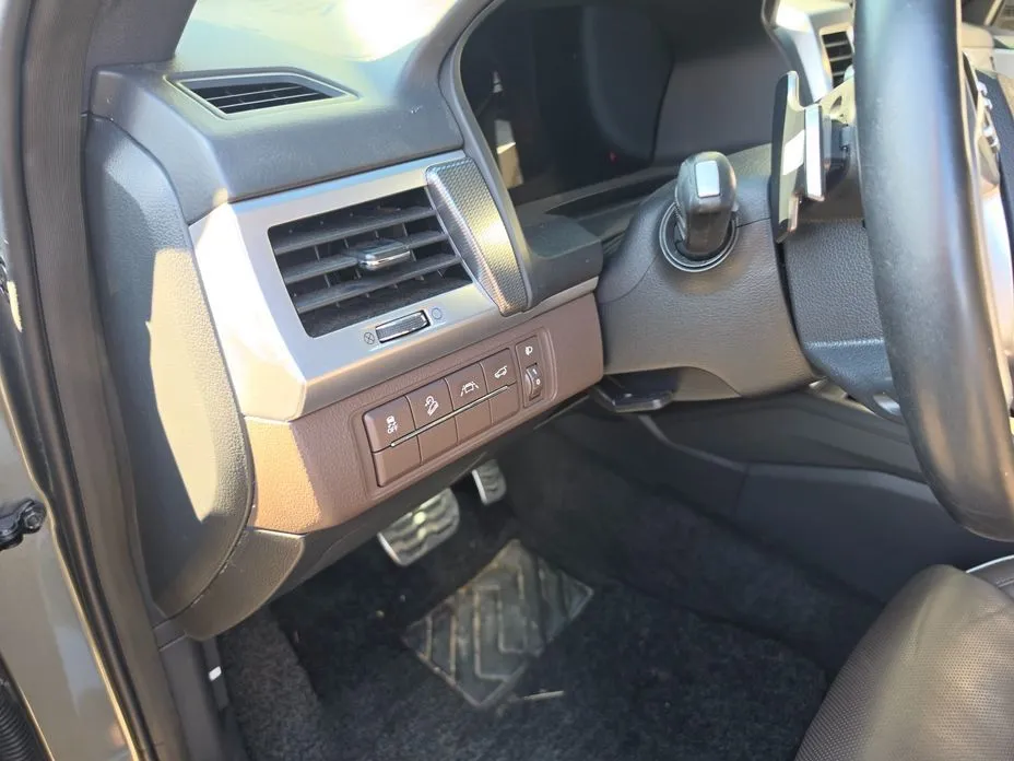 KG Mobility (Ssangyong) Rexton — фото 4
