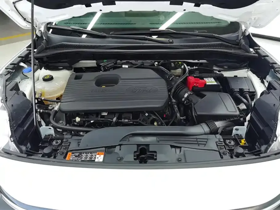 Ford Escape 2024 из CN, фото 9