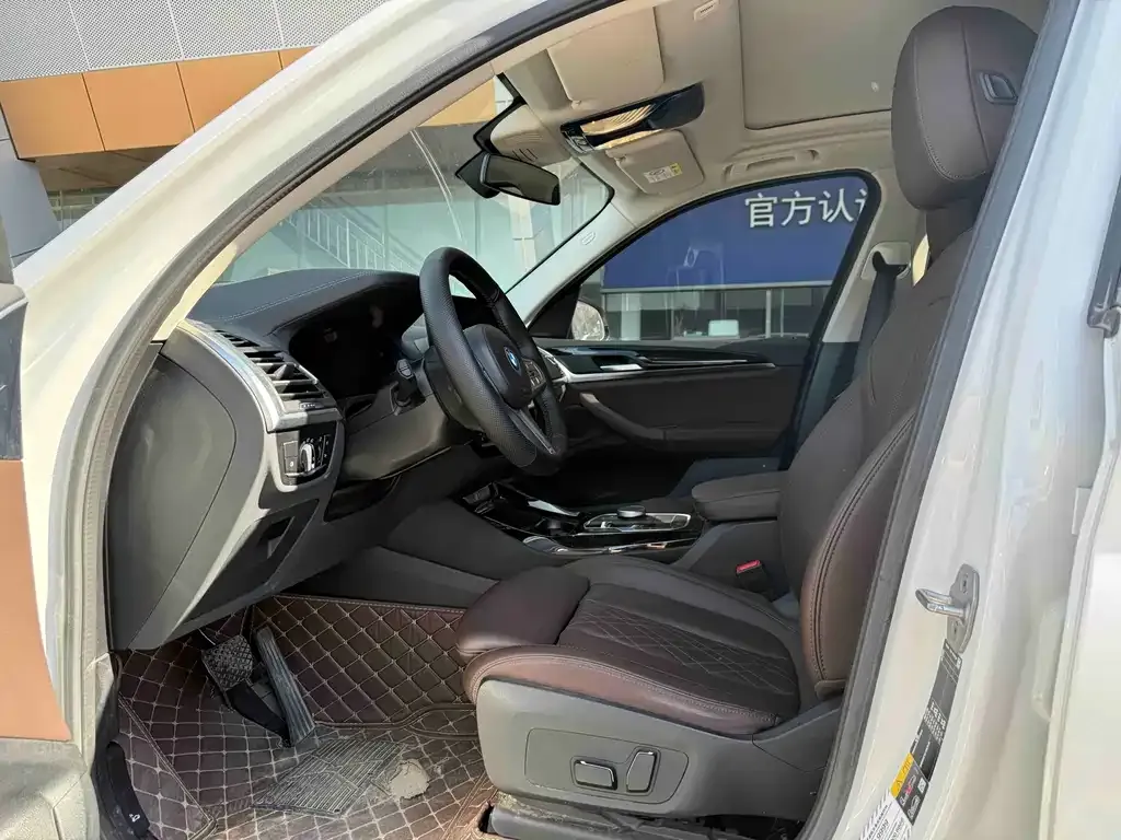 BMW iX3 2024 из CN, фото 6
