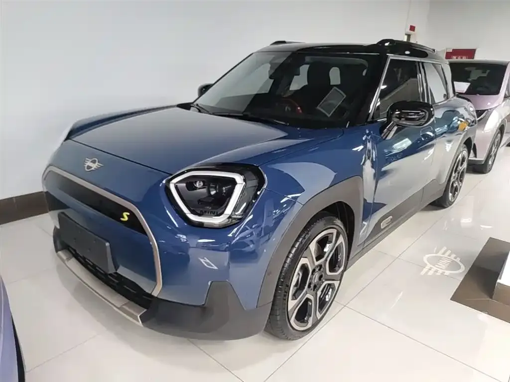 MINI Aceman EV