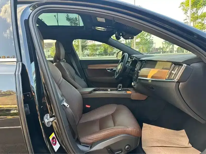 Volvo S90 — фото 7