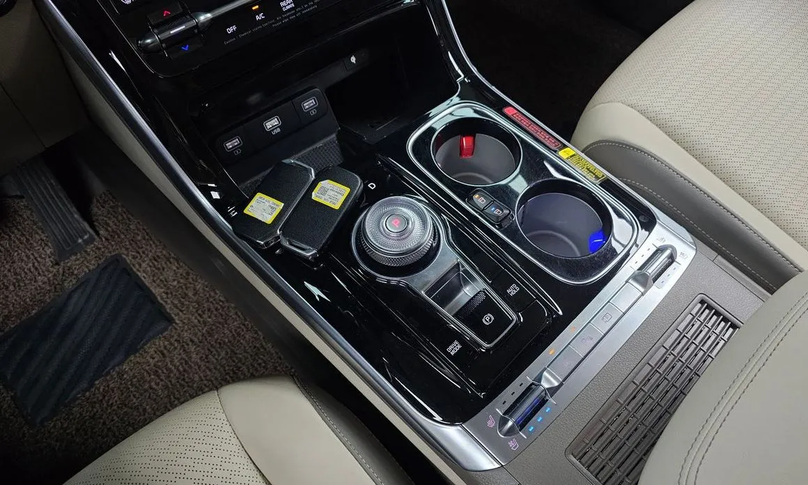 Kia Carnival 2023 из KR, фото 9
