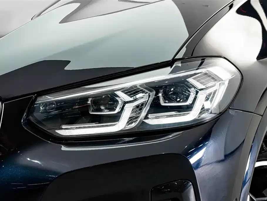 BMW X4 — фото 10