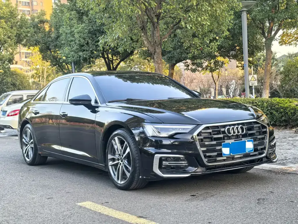 Audi A6L — фото 6