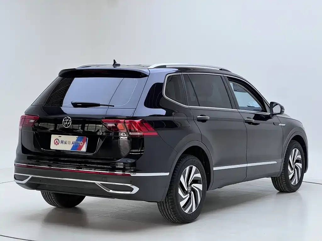 Volkswagen Tiguan L 2023 из CN, фото 6