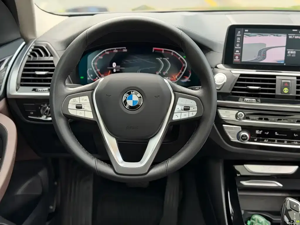 BMW X3 2021 из CN, фото 2