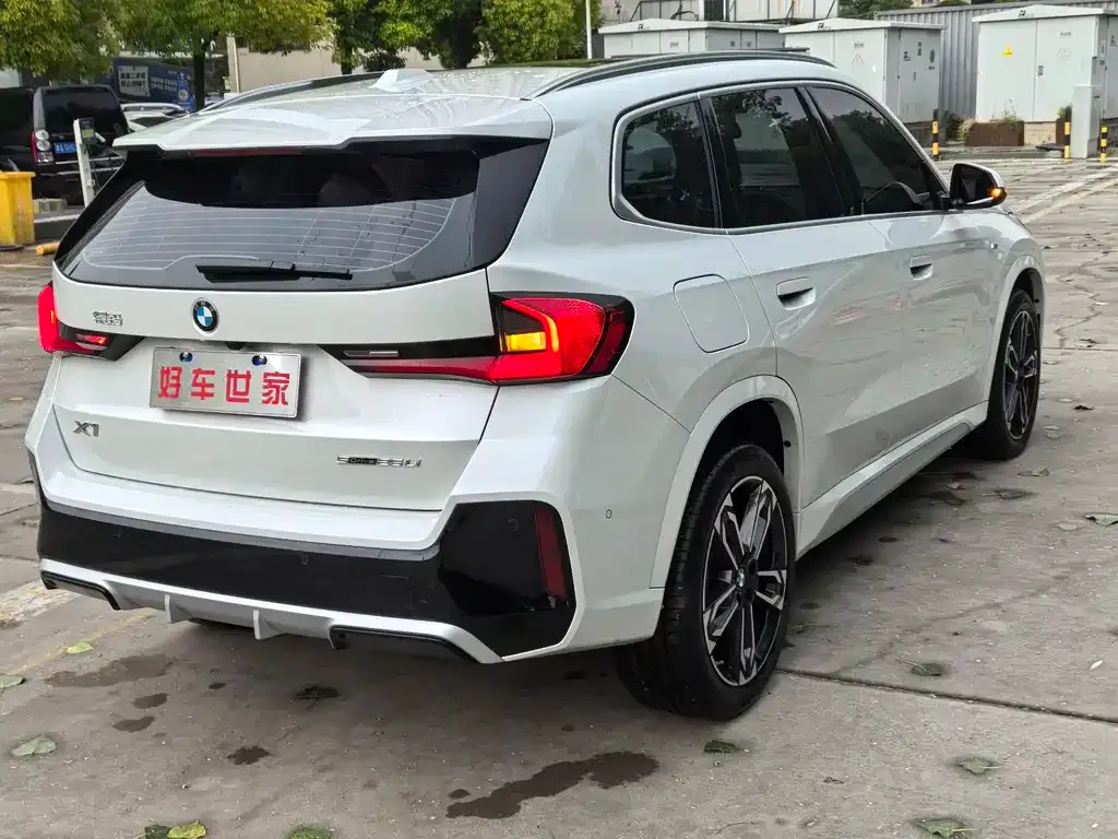 BMW X1 — фото 4