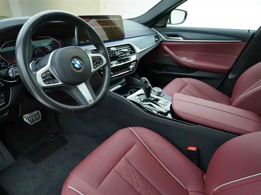 BMW 5 Series — фото 5