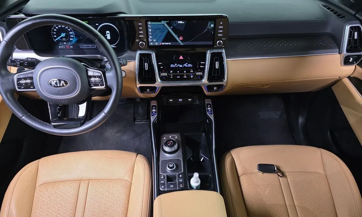 Kia Sorento — фото 8