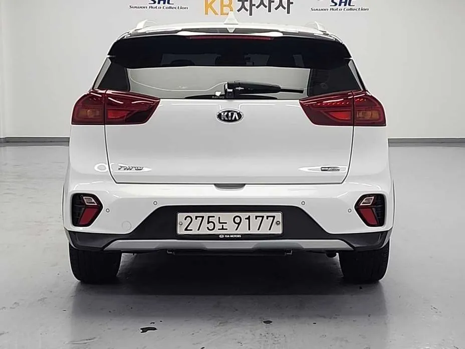 Kia Niro 2021 из KR, фото 2