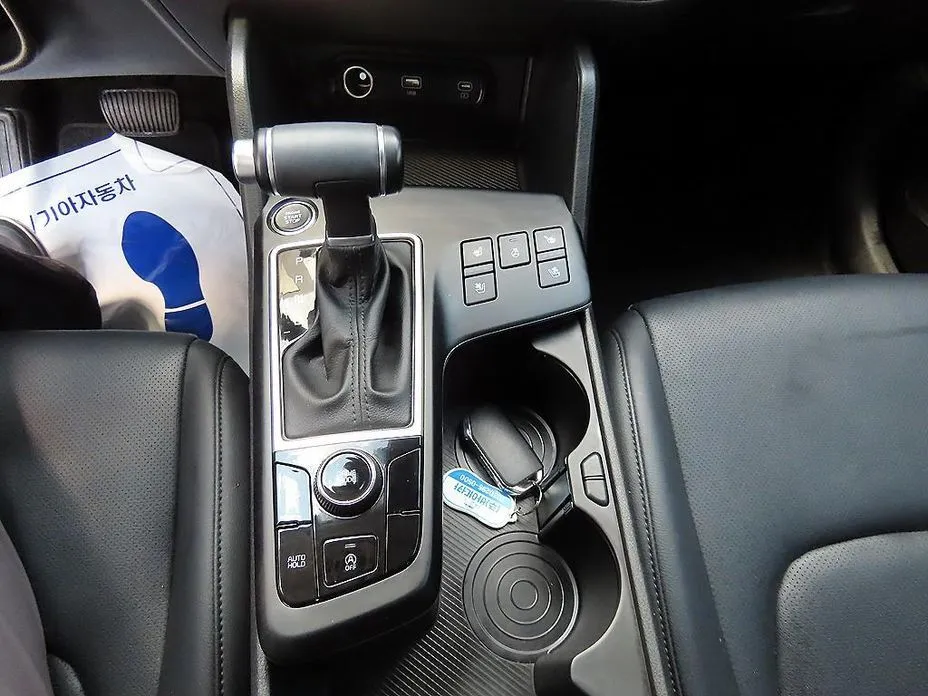 Kia Sportage — фото 7