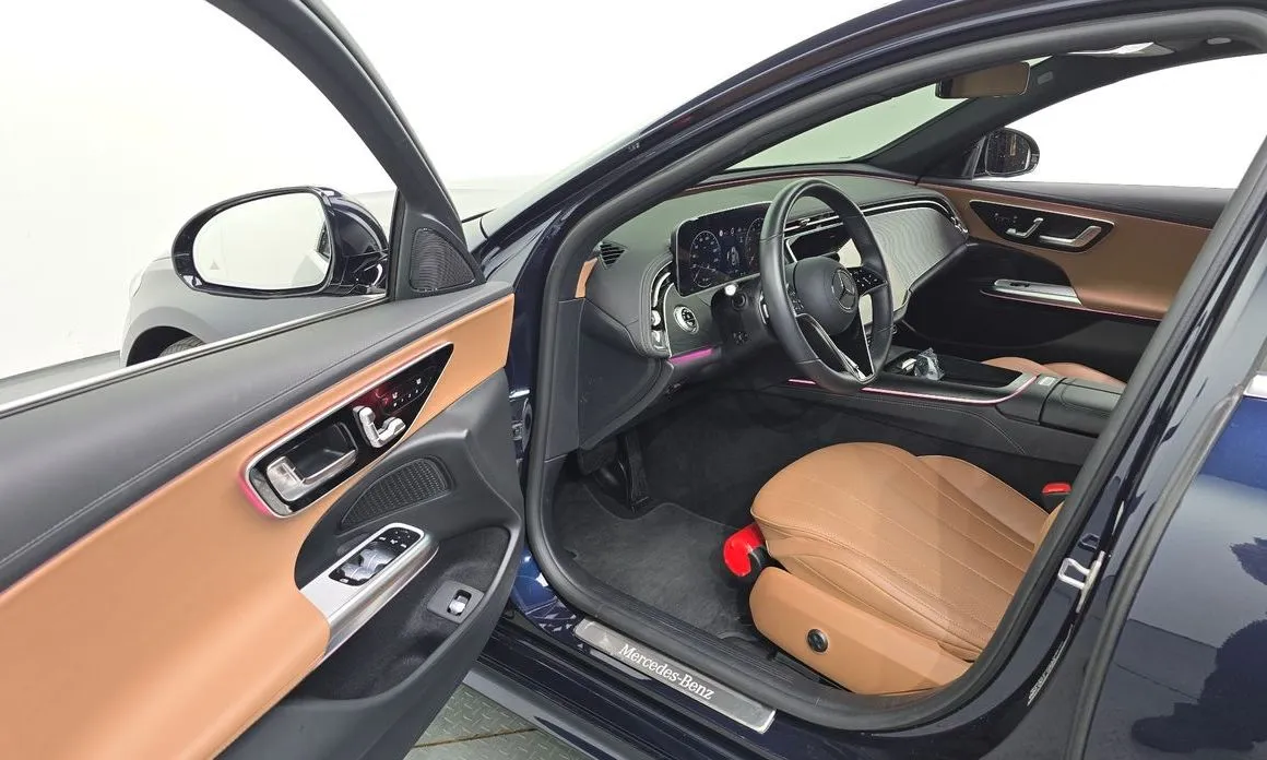Mercedes-Benz E-Class 2025 из KR, фото 2