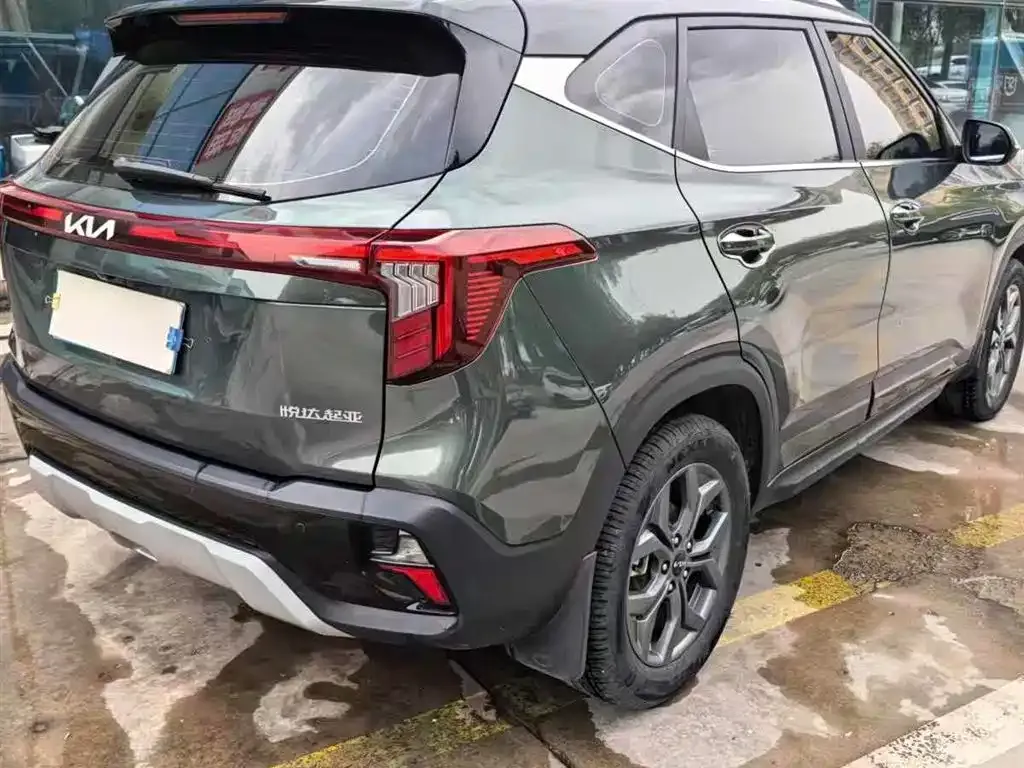 Kia Seltos — фото 6