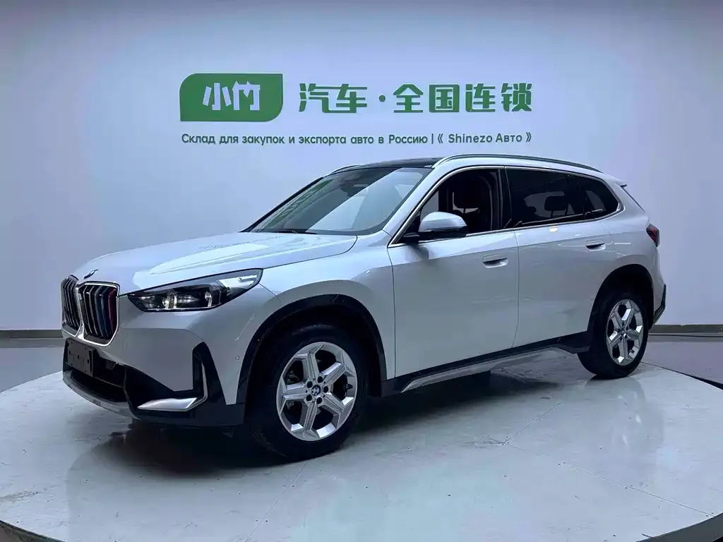 BMW X1 — фото 1