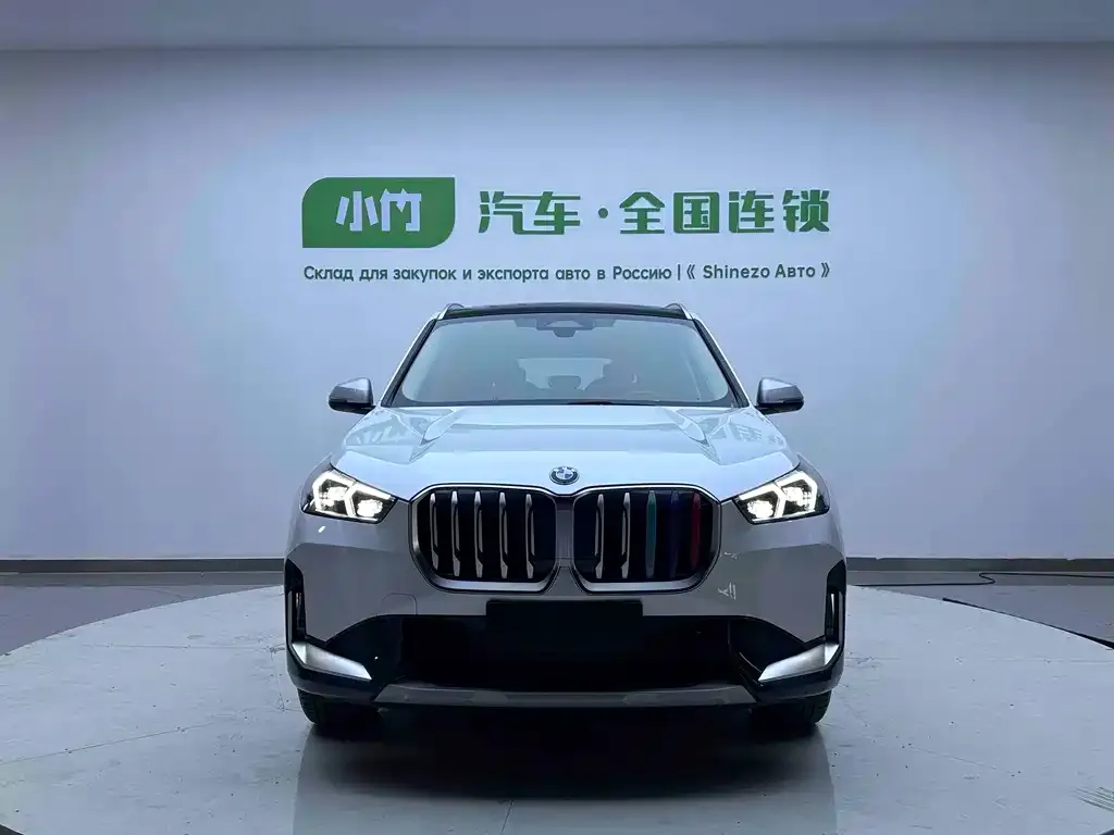 BMW X1 — фото 10