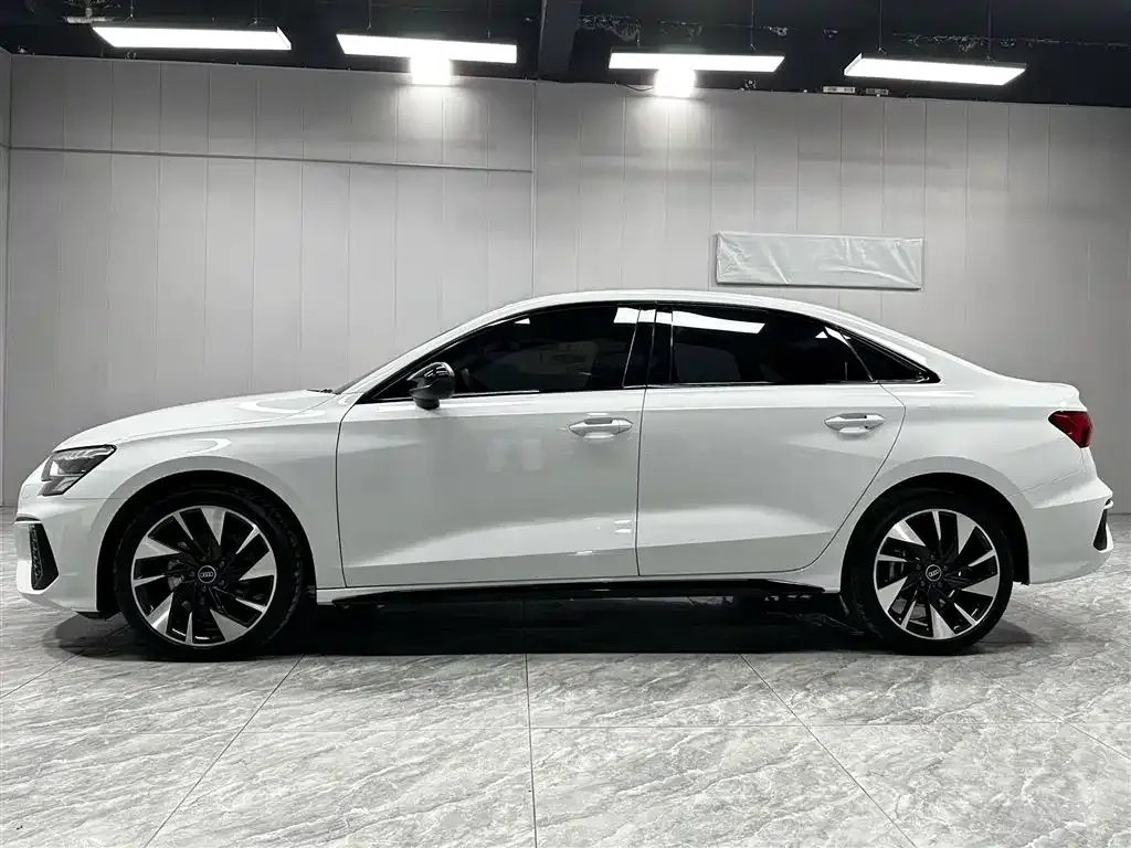 Audi A3 — фото 7