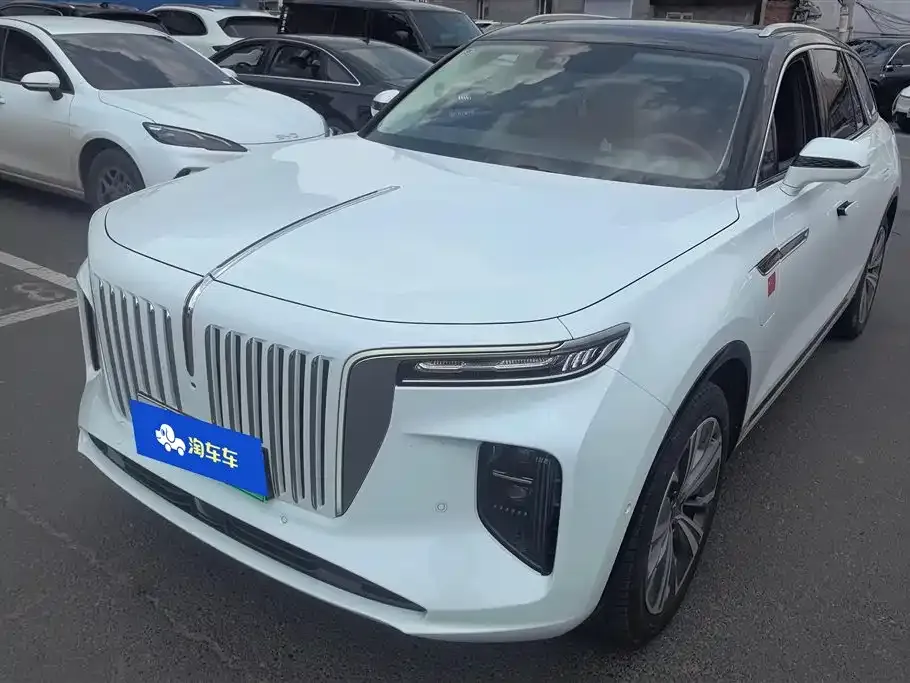 Hongqi E-HS9