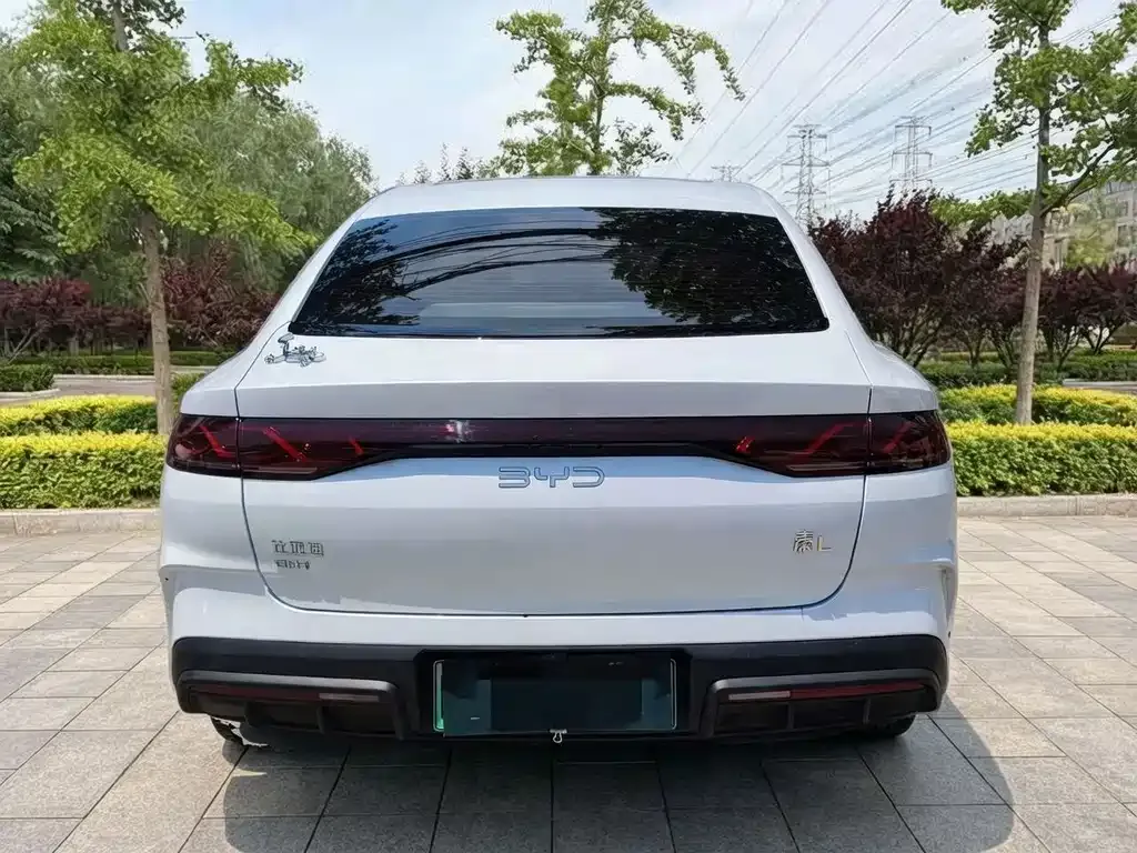 BYD Qin L — фото 7