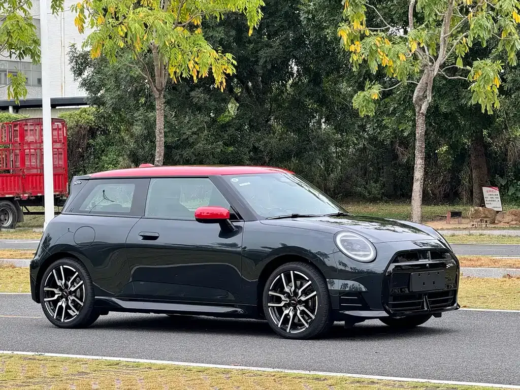 MINI Cooper EV — фото 4