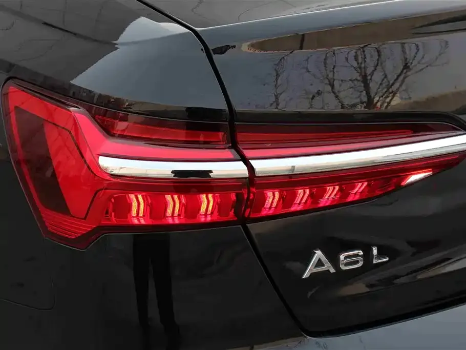 Audi A6L — фото 7