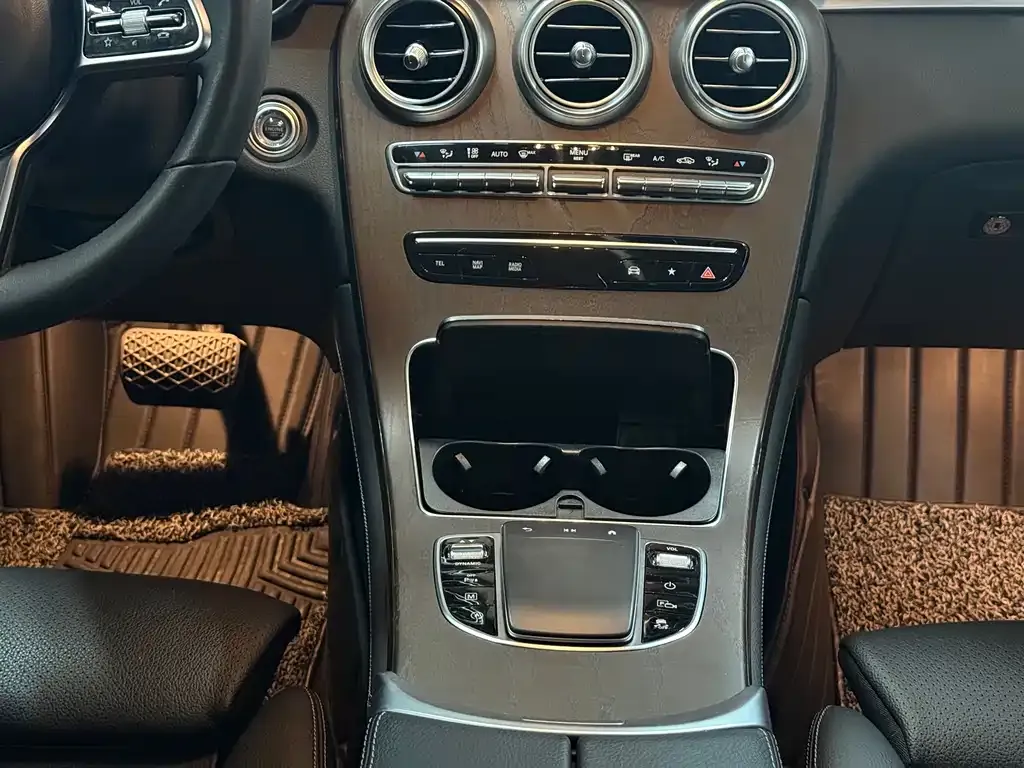 Mercedes-Benz GLC — фото 10