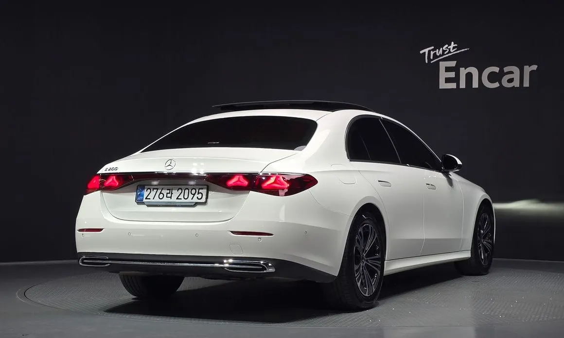 Mercedes-Benz E-Class 2025 из KR, фото 3