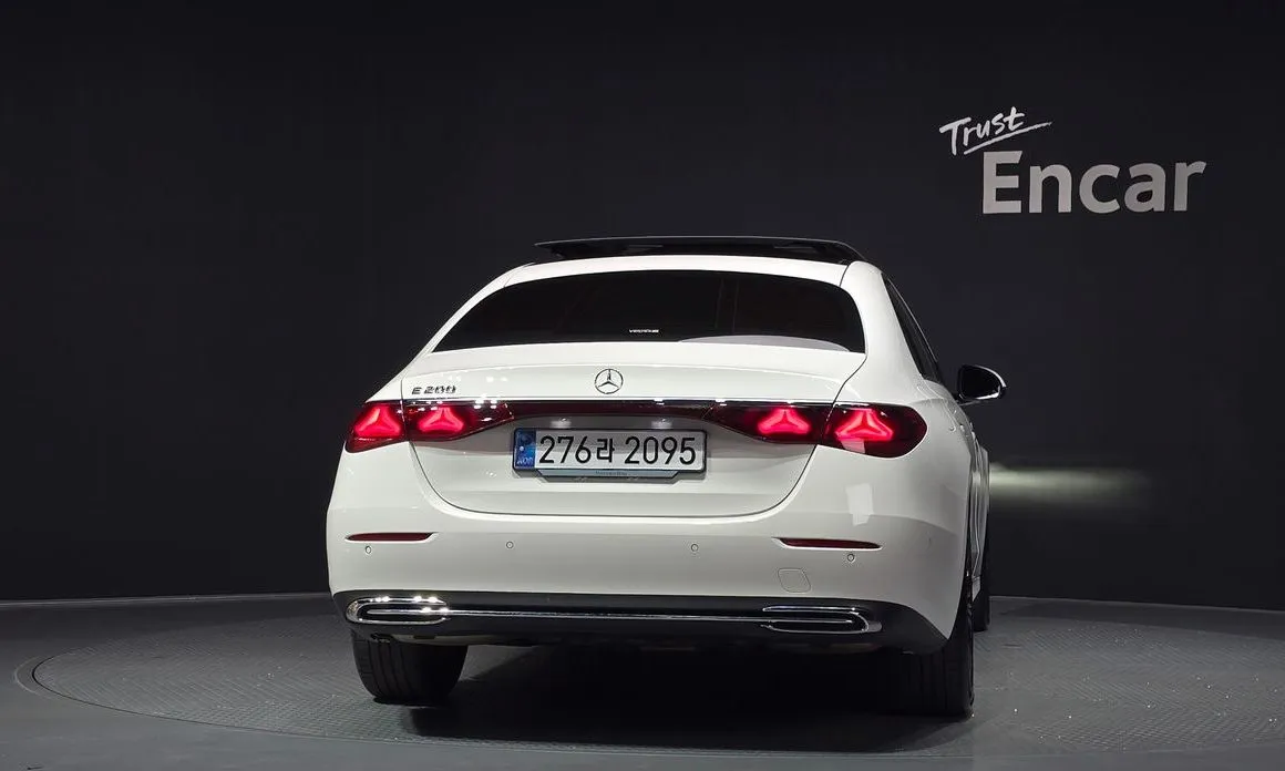 Mercedes-Benz E-Class 2025 из KR, фото 4