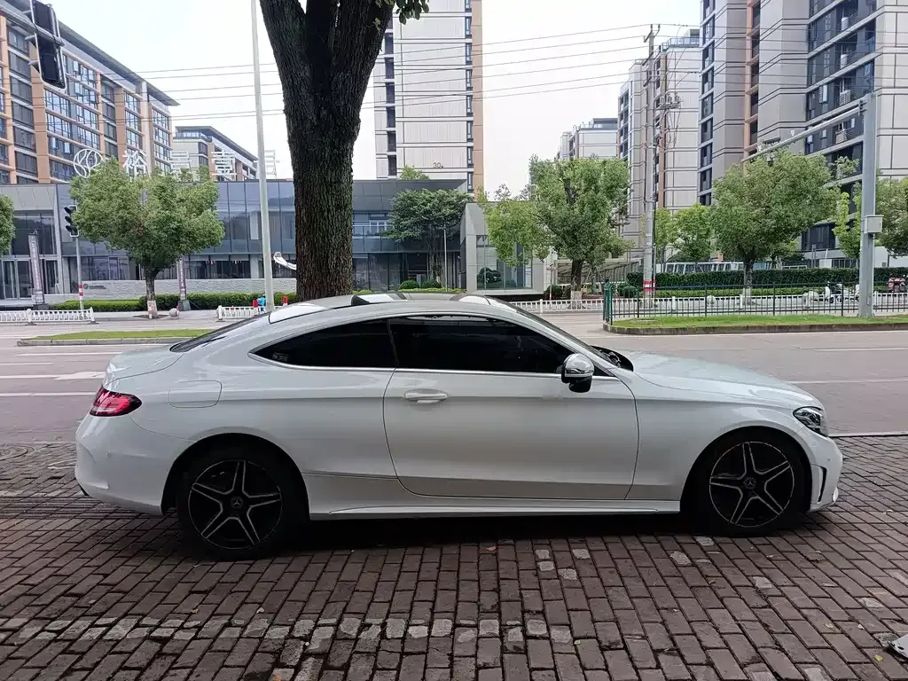 Mercedes-Benz C-Class (Import) — фото 2