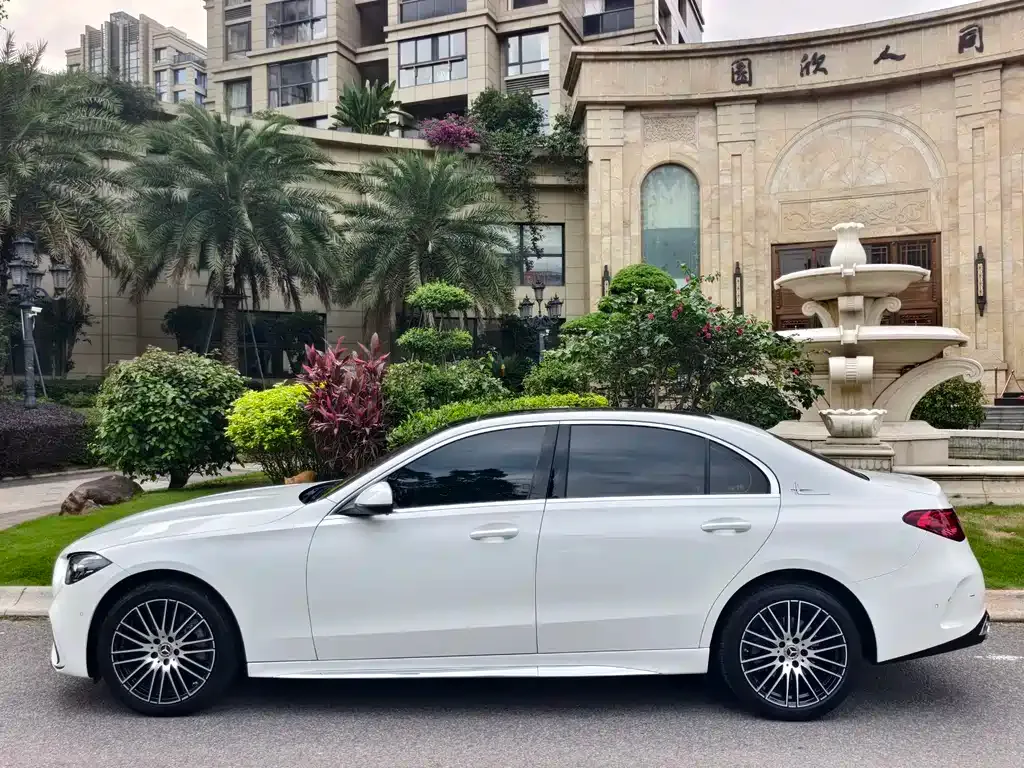 Mercedes-Benz C-Class — фото 4
