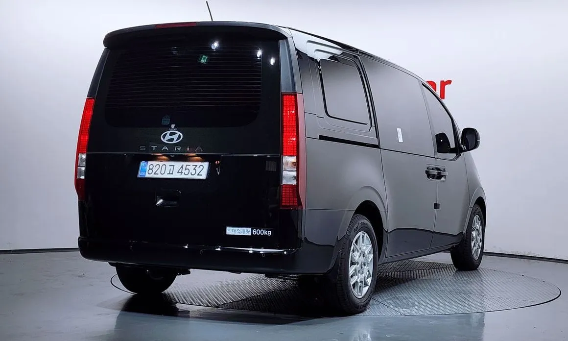 Hyundai Staria 2025 из KR, фото 2