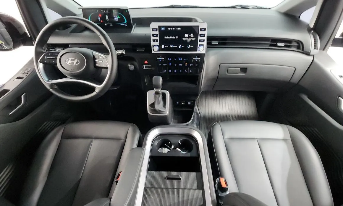 Hyundai Staria 2025 из KR, фото 5