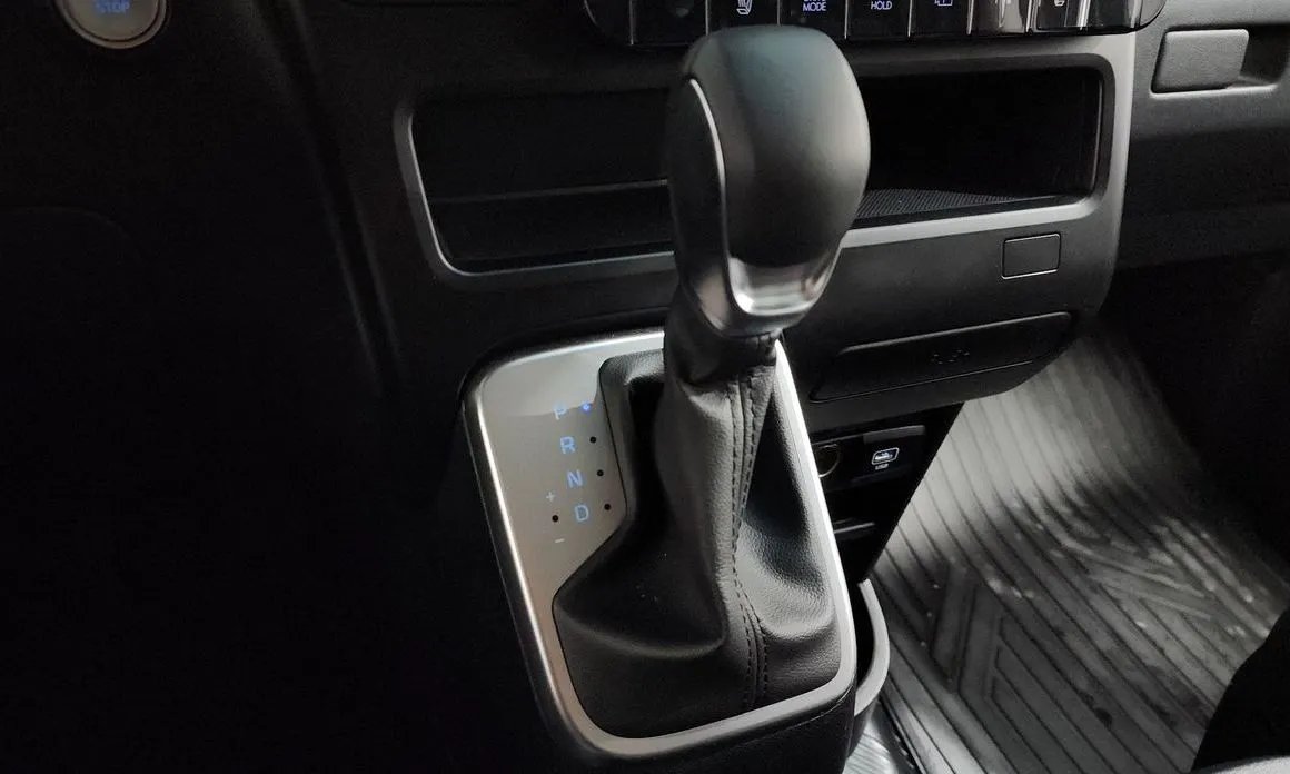 Hyundai Staria 2025 из KR, фото 6