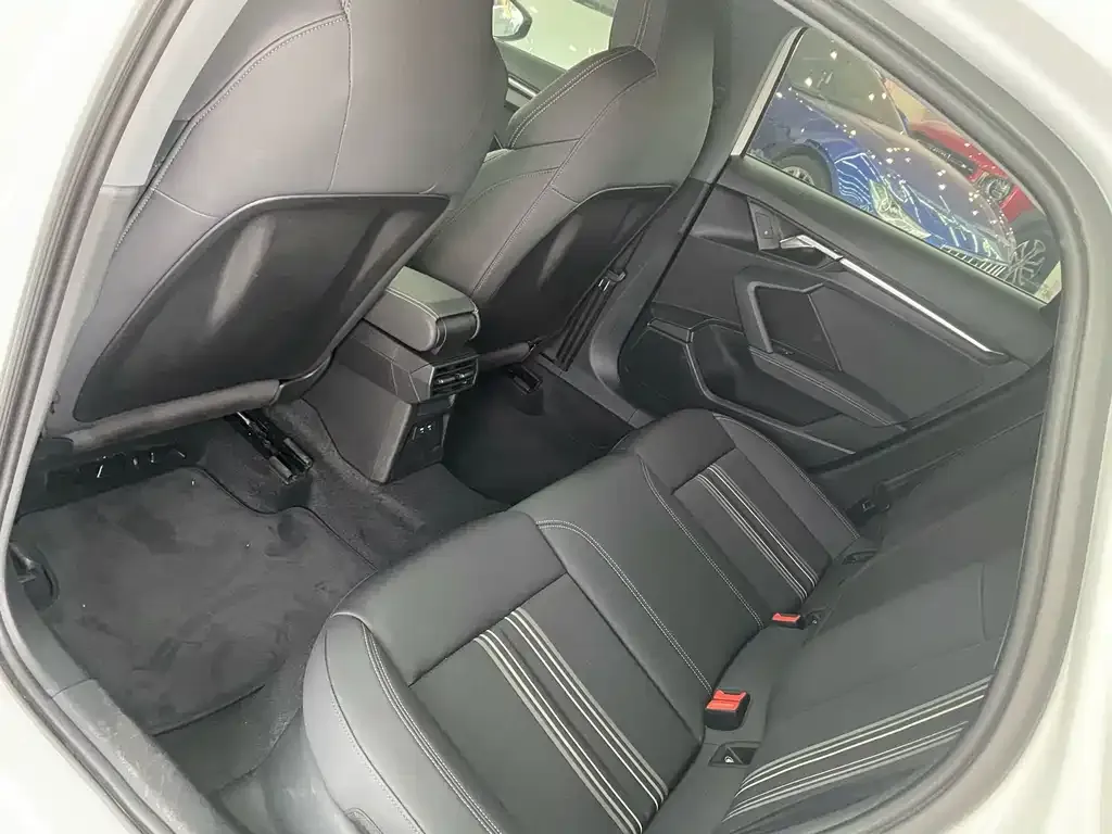 Audi A3 2021 из CN, фото 10