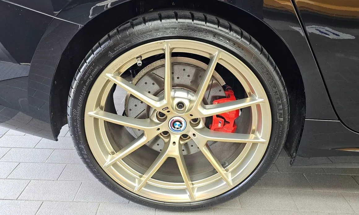 BMW 3-Series 2022 из KR, фото 9