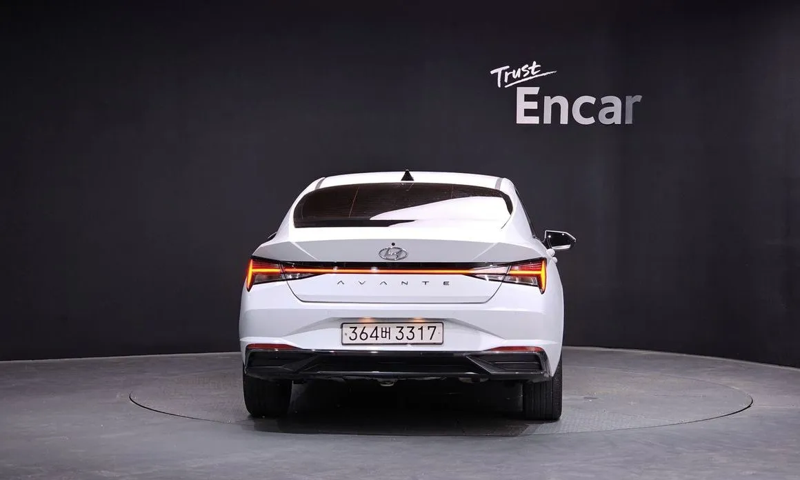 Hyundai AVANTE — фото 2