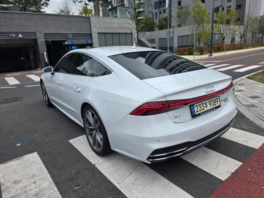 Audi A7 — фото 4