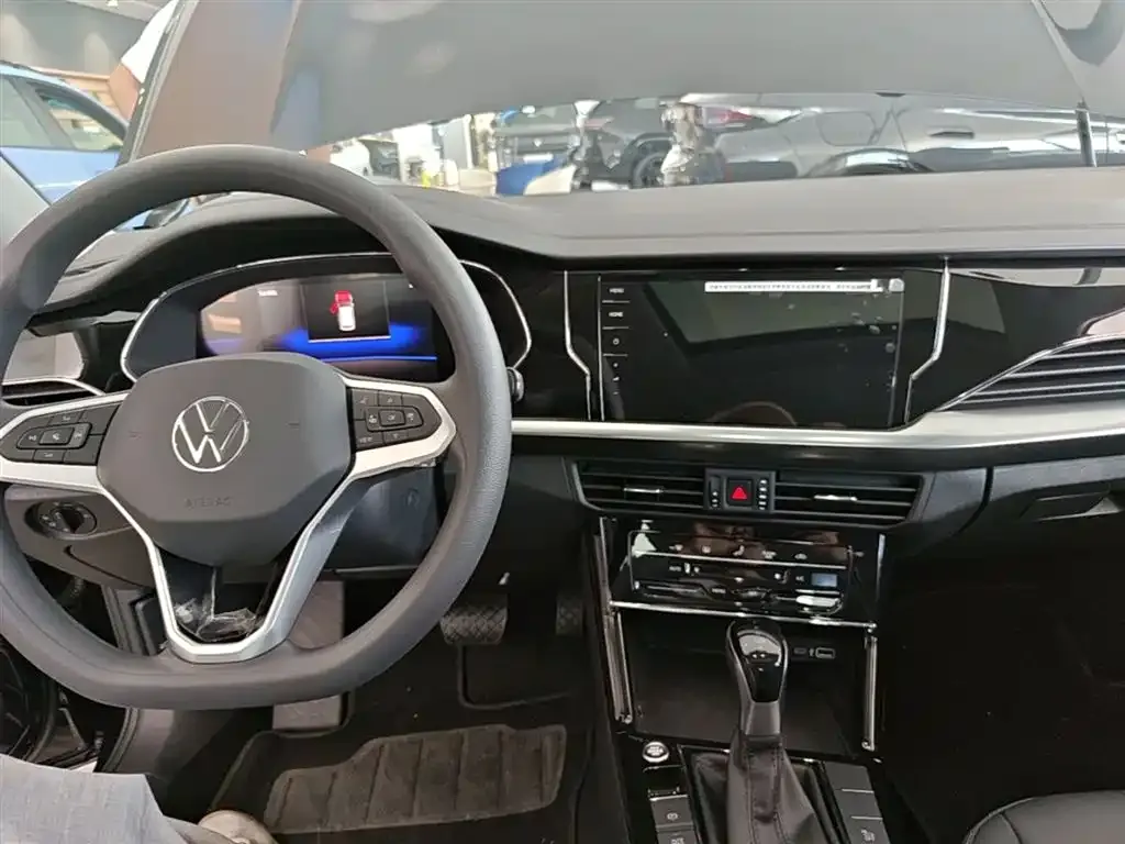 Volkswagen 帕萨特插电混动 — фото 4