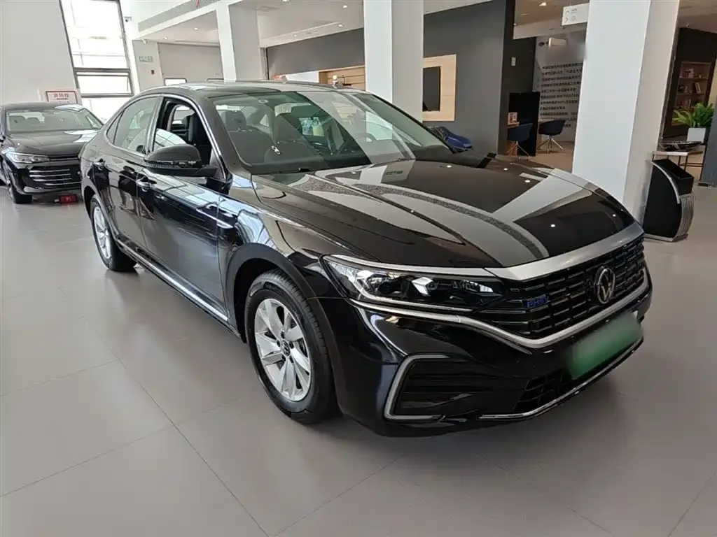 Volkswagen 帕萨特插电混动 — фото 6