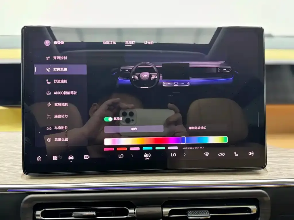 GAC Motor 传祺E8 PHEV 2023 из CN, фото 2