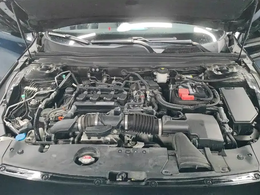 Honda Accord — фото 3