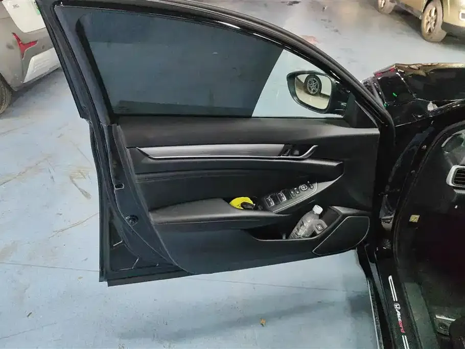 Honda Accord — фото 2