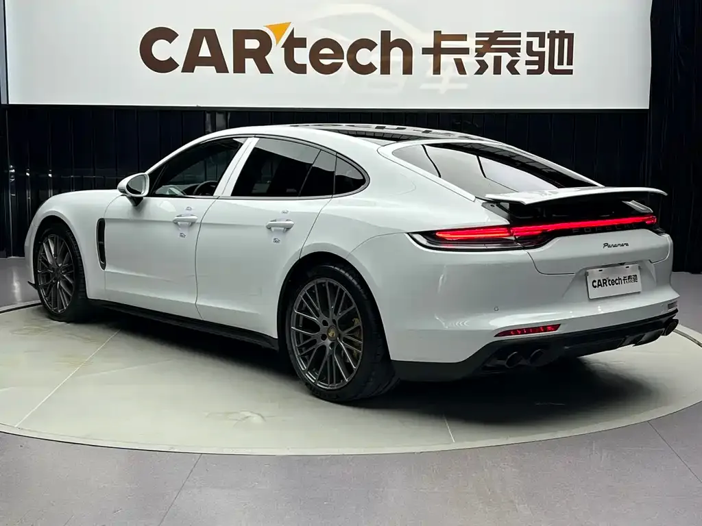 Porsche Panamera — фото 2
