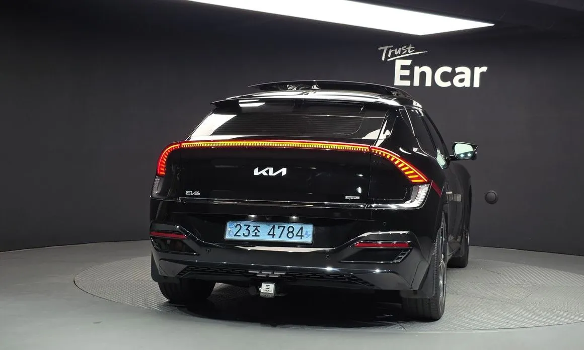 Kia EV6 — фото 3